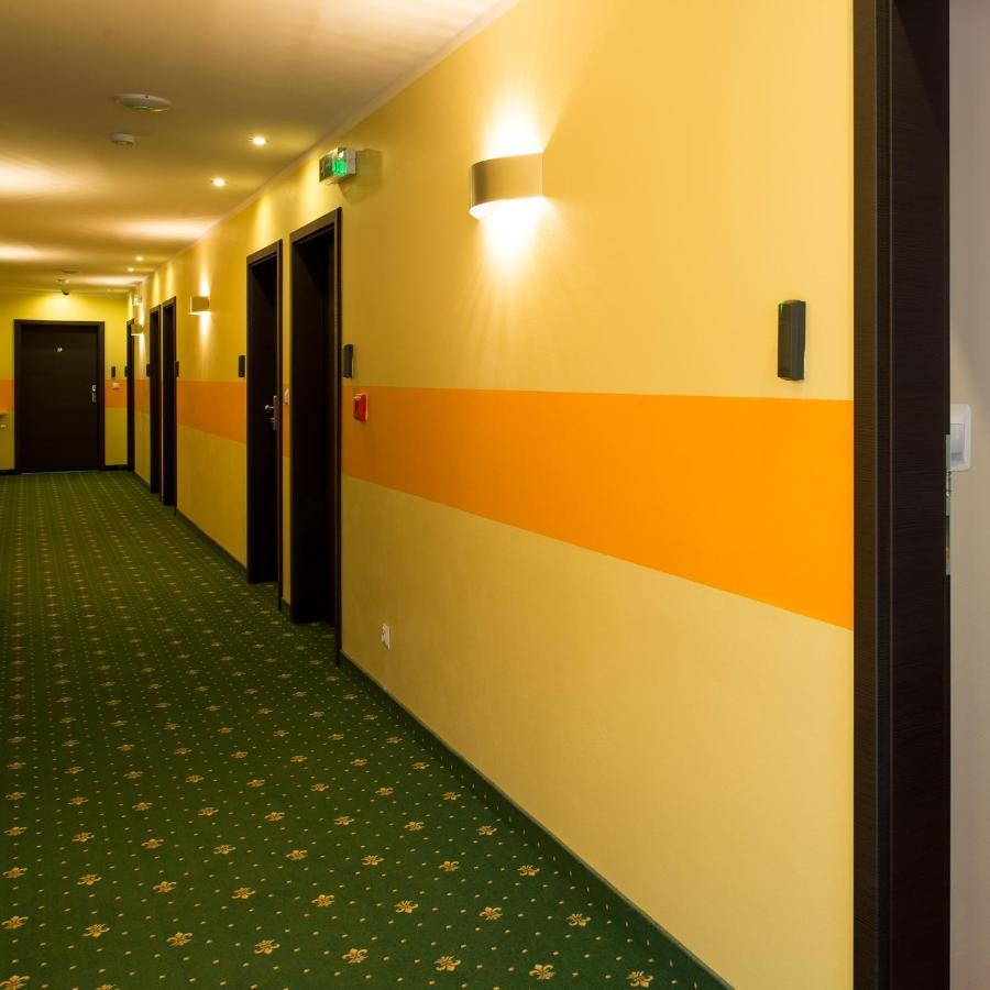 Motel Lesta Lachowka Duza Eksteriør billede